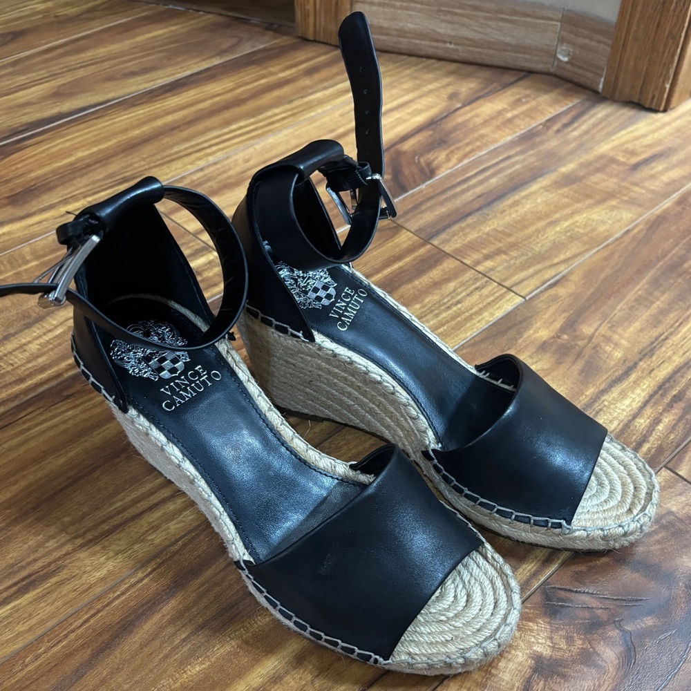 Vince Camuto Leera Black Wedge Sandals - Picture 2 of 4